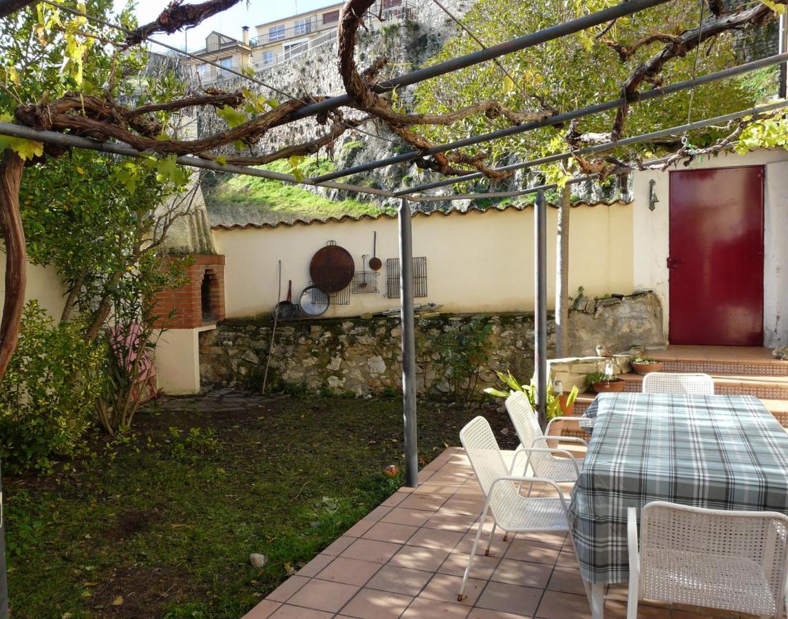 Casa Las Vinas Fuentiduena المظهر الخارجي الصورة
